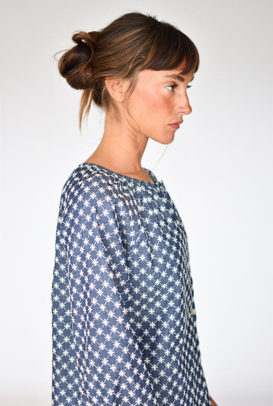 Blusa Lottie Denim Bordado – detalle del bordado | Boj Woman