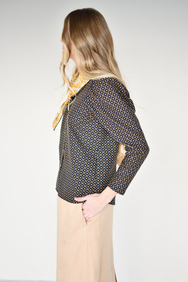 Blusa Anna bordados marinho – vista lateral | Boj Woman