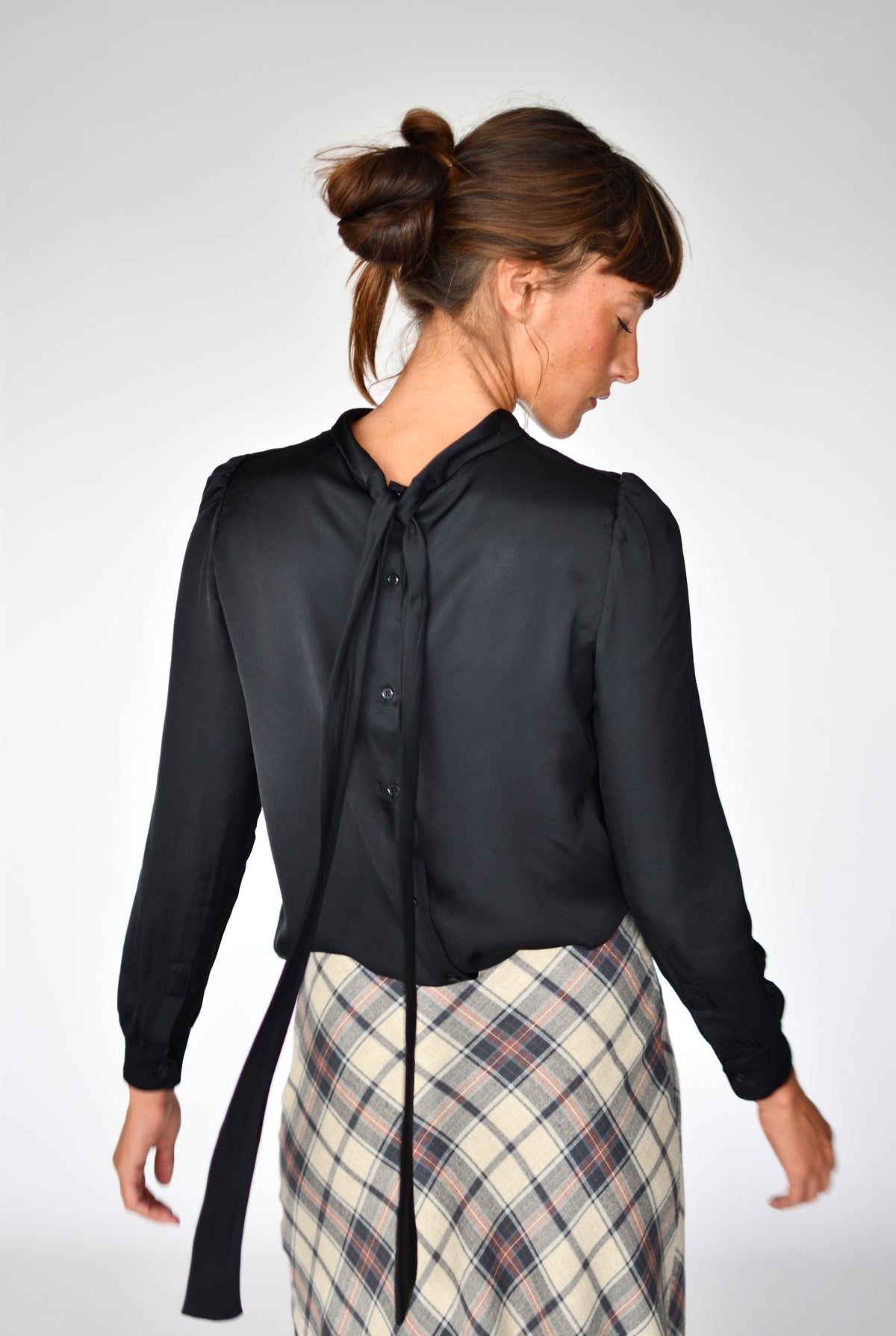 Blusa Camila Negra – lazo en la espalda | Boj Woman