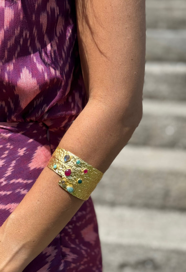Pulseira Aimée – colocada no pulso | Boj Woman