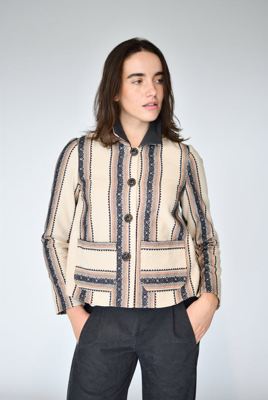 Chaqueta Leo Étnica – vista frontal | Boj Woman