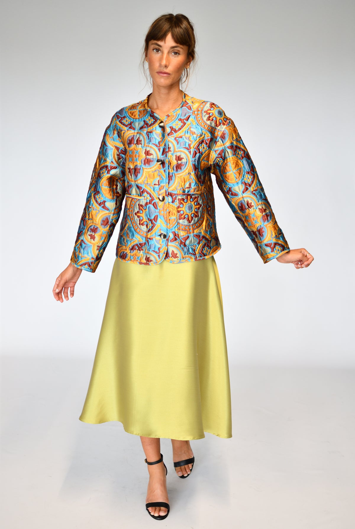 Falda Celine Golden – movimiento de la falda | Boj Woman