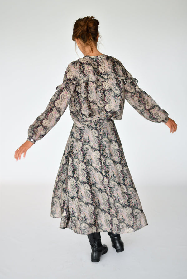 Total Look Alessia y Celine Paisley negro – Falda Celine Paisley negro, foto 1 | Boj Woman