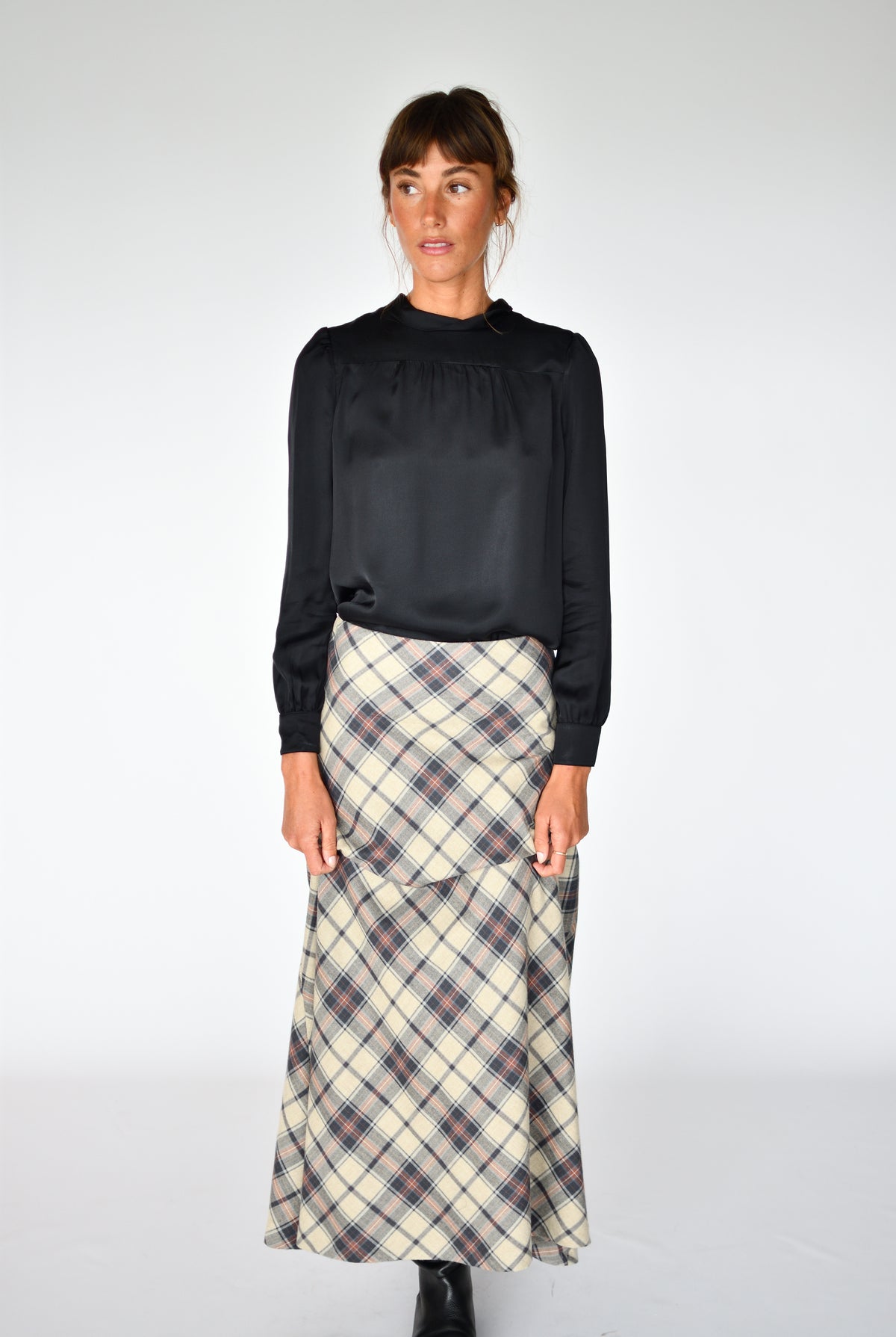 Falda Charlotte Crail – vista frontal | Boj Woman