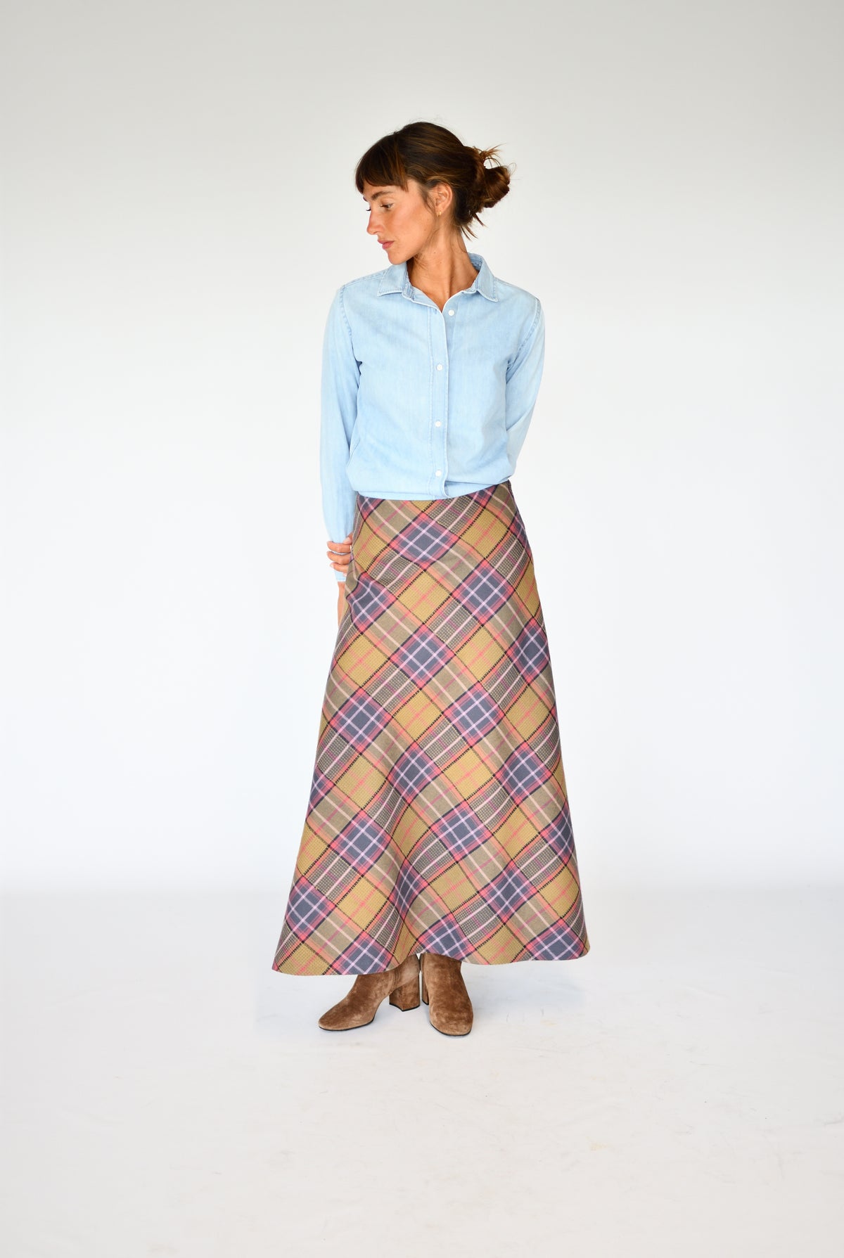 Falda Charlotte Tartán – vista lateral | Boj Woman