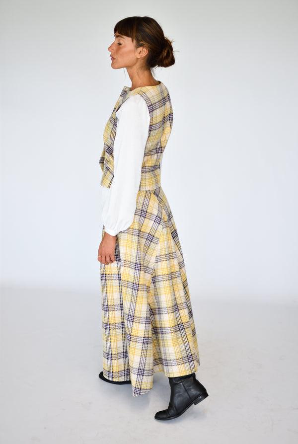 Saia Scotland – vista lateral | Boj Woman