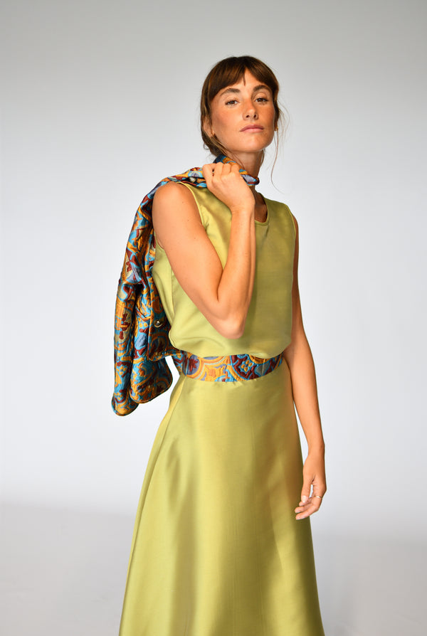 Top Cleo Golden – look com casaco | Boj Woman