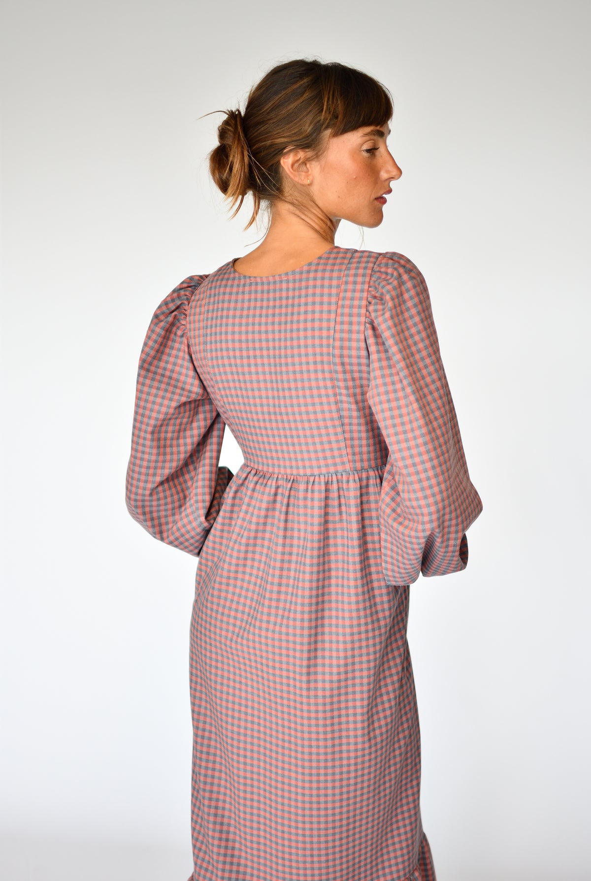 Vestido Alessandra Coral – costas | Boj Woman