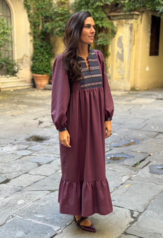 Vestido Alessandra borgoña